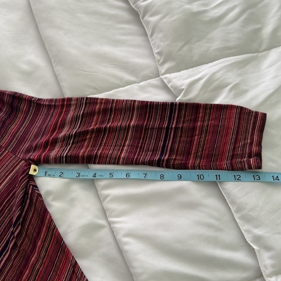 BCBG MaxAzria above the knee striped dress multicolored w quarter length sleeves - Picture 5 of 9